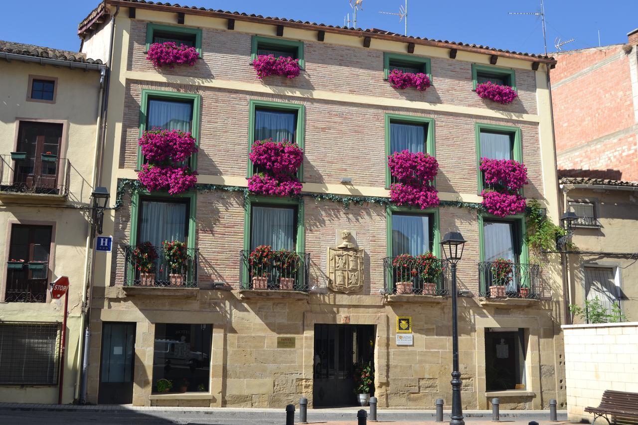 Hotel Duques De Najera Exterior photo